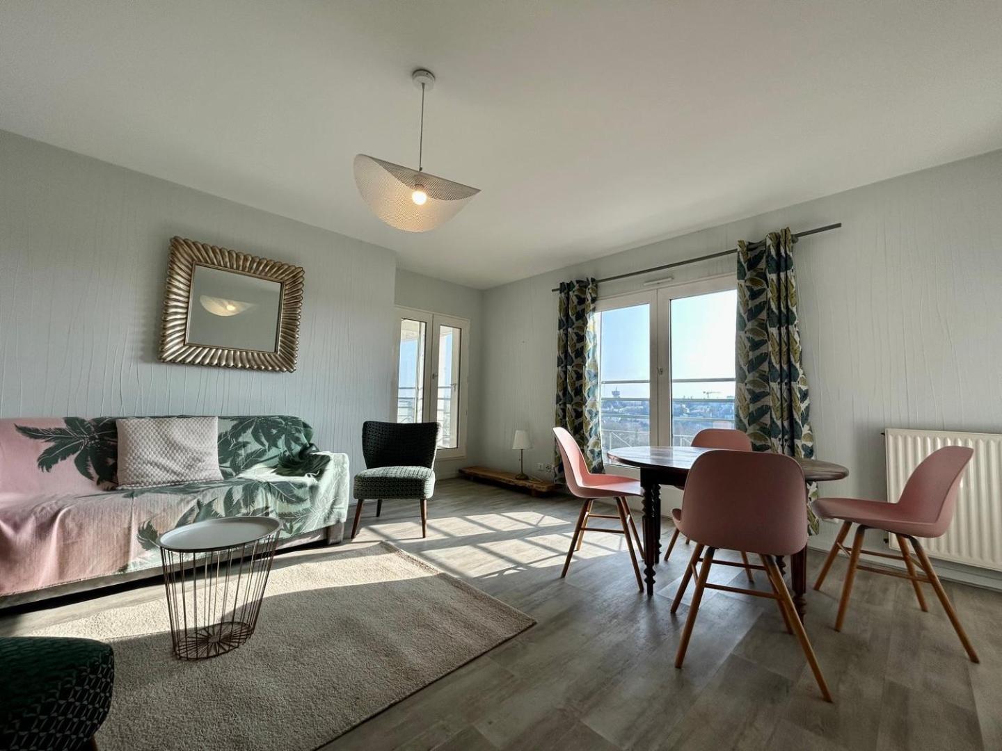 The Belvedere: City Centre With Magnificent Views Apartment Poitiers Exterior foto